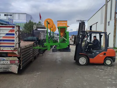 Gübreli Üç Sıralı Çekilir Tip Malç Makinesi