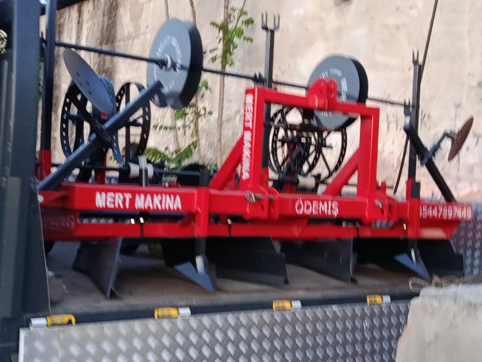 Gübresiz Çift Sıralı Malç Makinesi